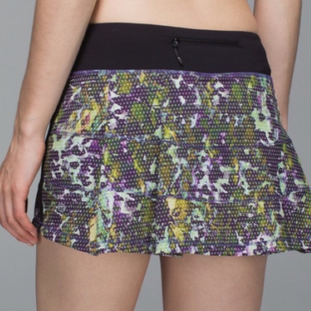 Lululemon Pace Rival Skirt II Floral Sport White Multi Black